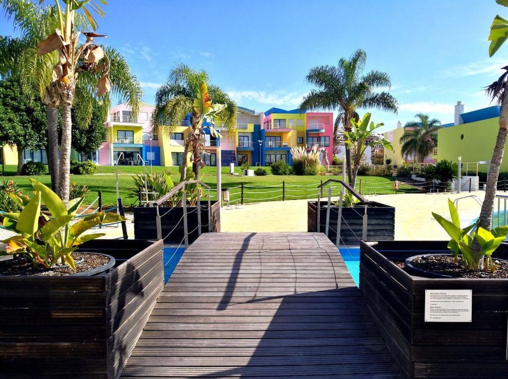 Marina De Albufeira Orada Resort - 2-Bed Apartment With Huge Pool Kültér fotó