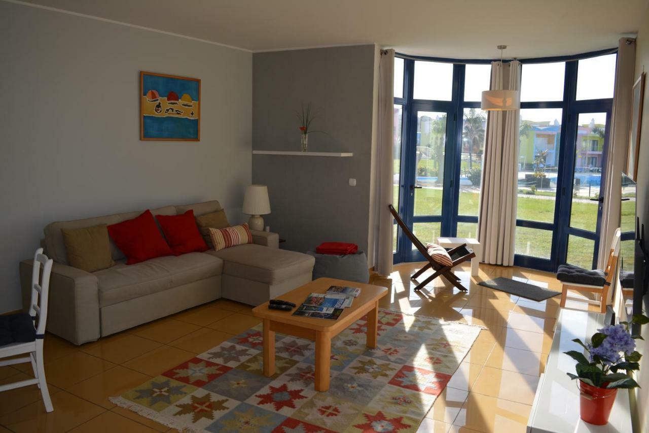 Marina De Albufeira Orada Resort - 2-Bed Apartment With Huge Pool Kültér fotó
